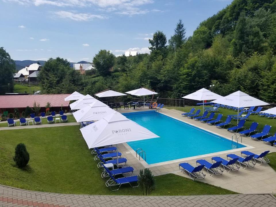 Complex Summertime Hotel Cavnic Exterior photo